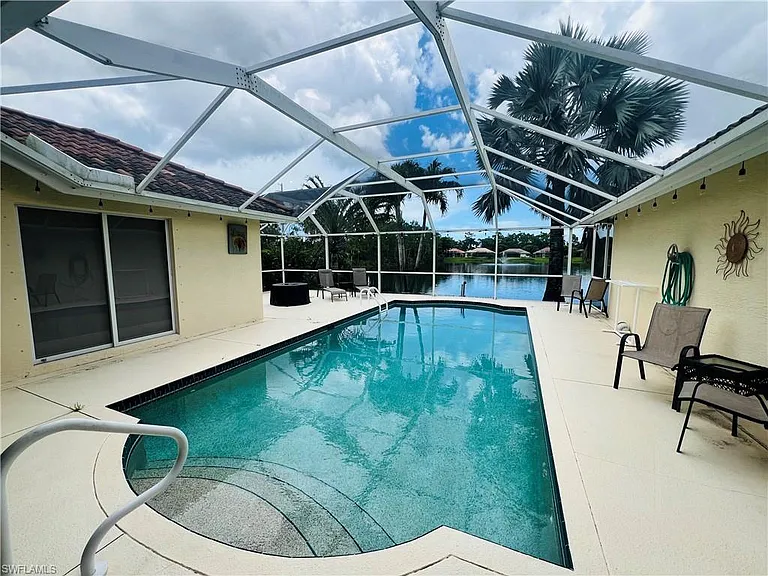 1031 Tivoli Ln — Photo 17