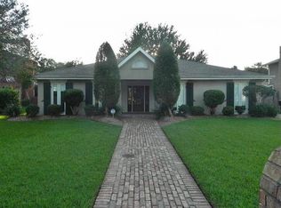 17 Chateau Talbot Dr, Kenner, LA 70065