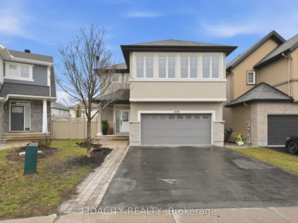 216 Balikun Hts, Ottawa, ON K2V 0A6