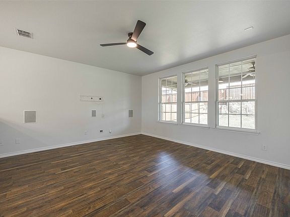 5th image of 2729 Calmwater Dr