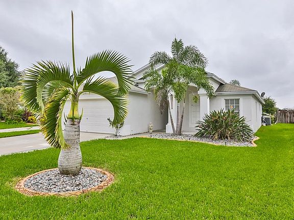 3rd image of 10312 Hunters Haven Blvd
