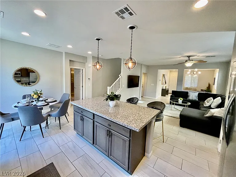 173 Elexese Ct — Photo 9