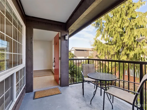 3425 S 176th St 266, Seatac, WA 98188