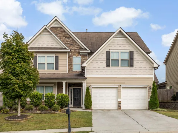38 Grand River Ln, Simpsonville, SC 29681