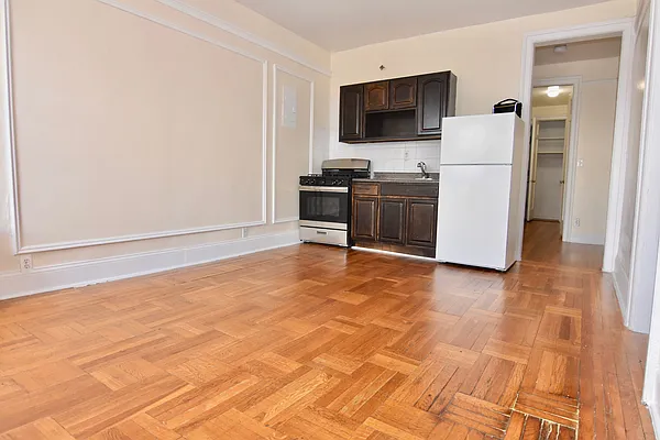 Rented by Bohemia Realty Group | media 2