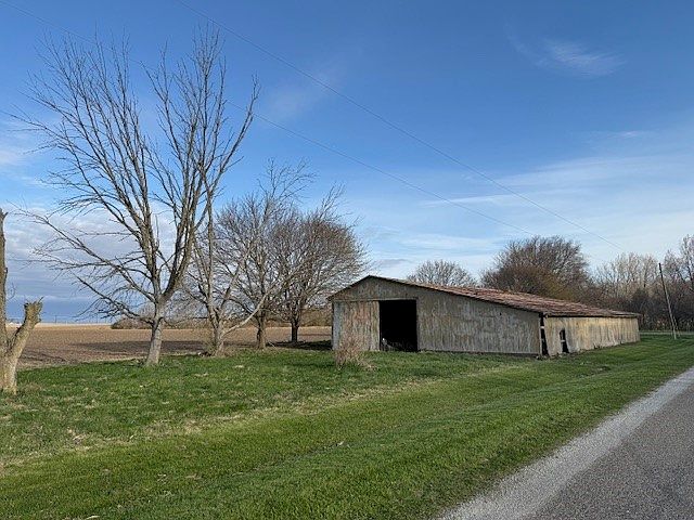 2nd image of Lots #3 & 2