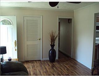3rd image of 307 Teri St