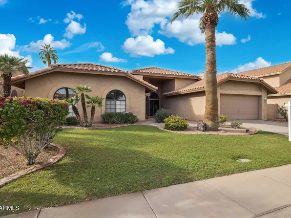 510 S LAGOON Drive, Gilbert, AZ 85233