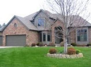 8829 28th St, Milan, IL 61264