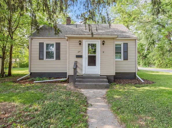 1 Franklin St, Porter, IN 46304