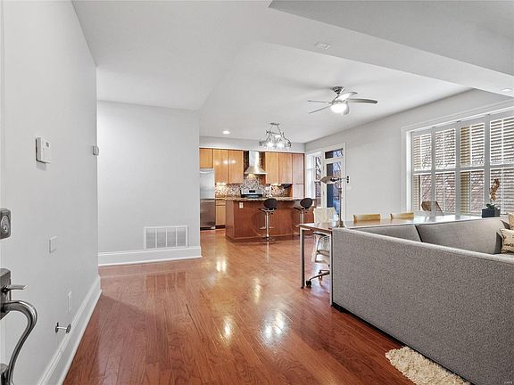 2nd image of 4449 Olive St #202-H