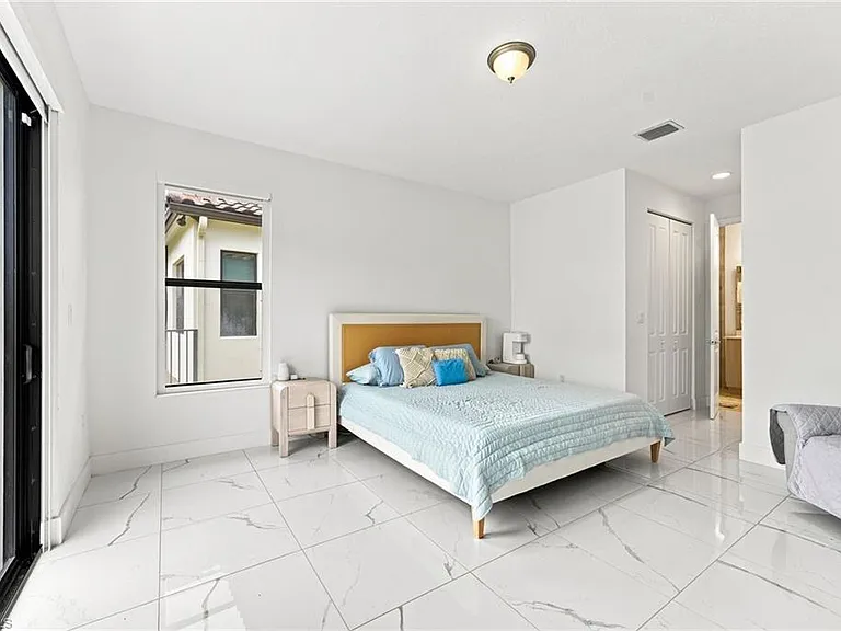 5604 Cobalto Way — Photo 19