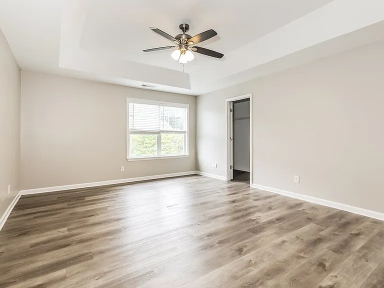 4358 Savannah Dr — Photo 8
