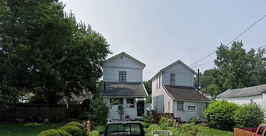 2nd image of 635 Wyoming St