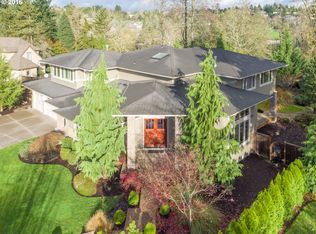 10221 SE Regina Ct, Happy Valley, OR 97086