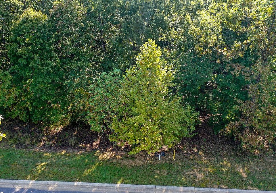 2nd image of 2240 Old Dogwood Trl Lot 14