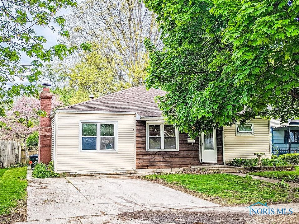 1st image of 819 Buckley St