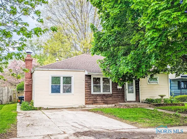 819 Buckley St, Fostoria, OH 44830