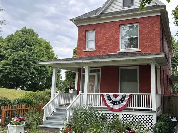 230 Whitwell Dr, Syracuse, NY 13203