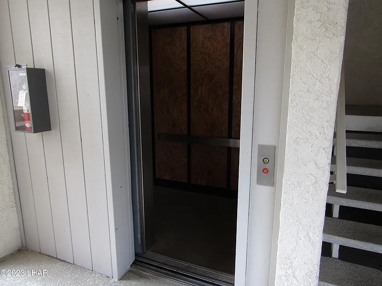 1720 Bahama Ave #B-1 — Photo 3