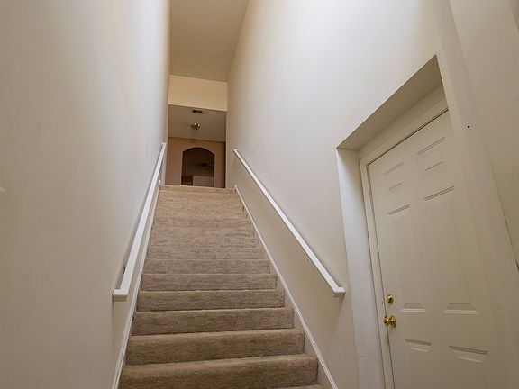 2nd image of 2915 Concord Ln #0