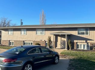 1940 E Donna St #4, Fremont, NE 68025