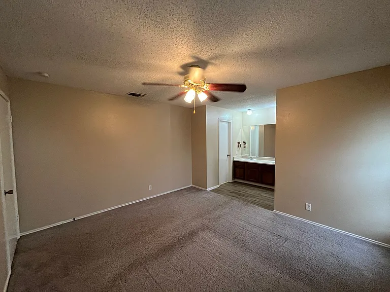 7026 Silver Cyn — Photo 20