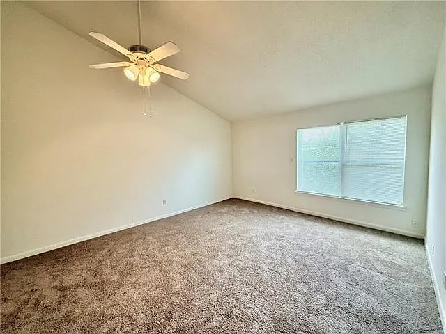 2100 Pasadena Ave #301 — Photo 6