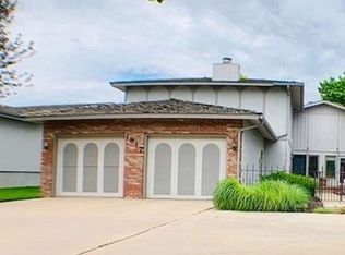 1817 Fairway Dr APT A, Dodge City, KS 67801