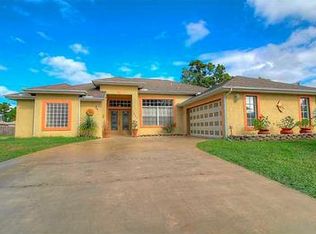 1661 SW Neptune Ave, Port Saint Lucie, FL 34953