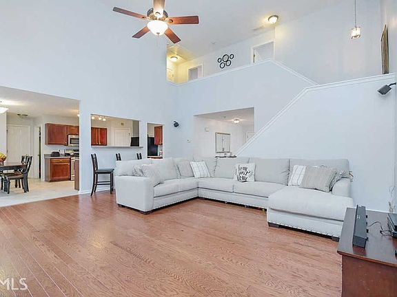 5th image of 1319 Chandler Cove Way