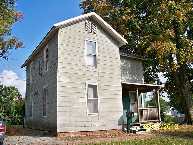 2nd image of 453 N 5th St
