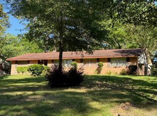 114 Oak St, Homer, LA 71040