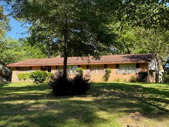 114 Oak St, Homer, LA 71040