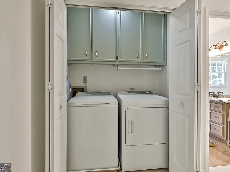245 Woodsong Dr — Photo 16