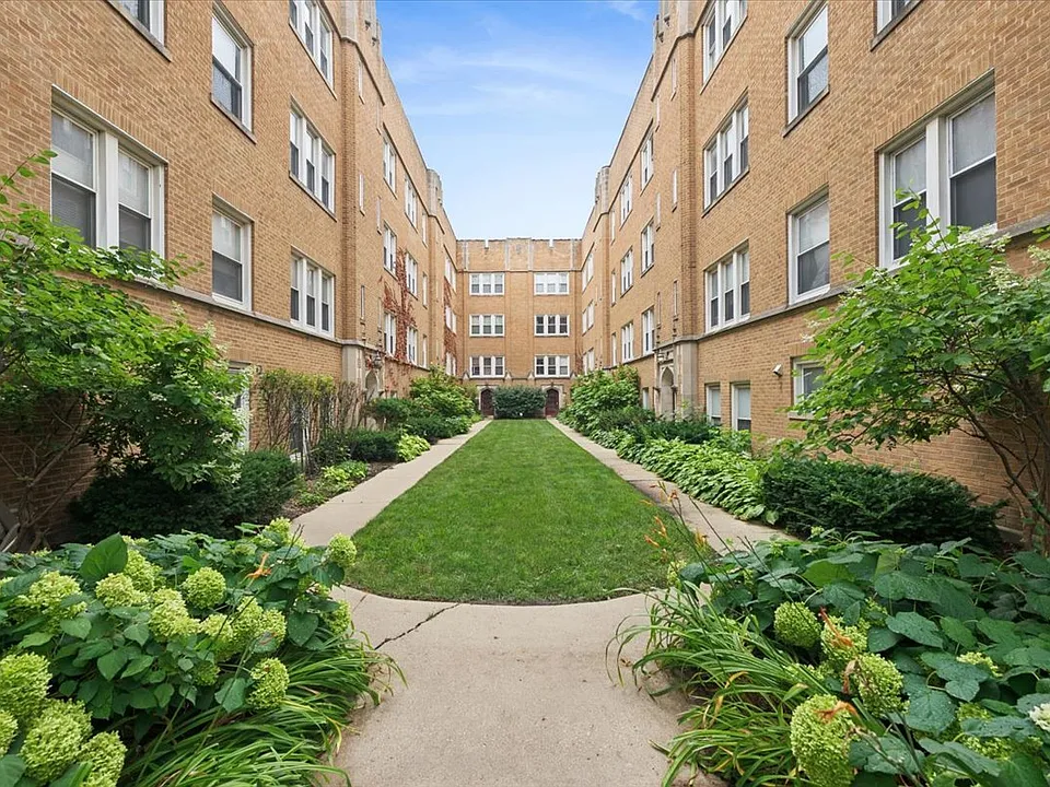 2541 Prairie Ave #1