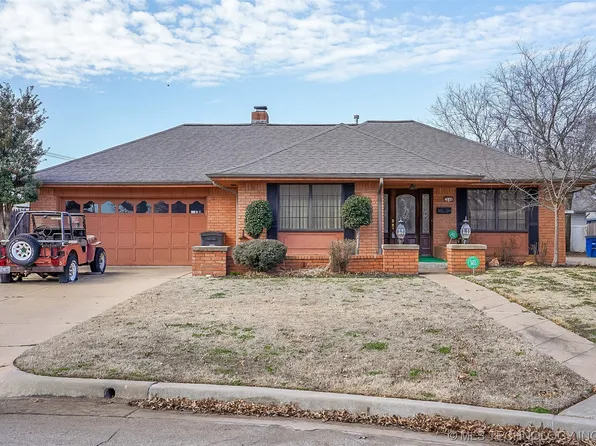 2046 S 69th East Pl, Tulsa, OK 74112