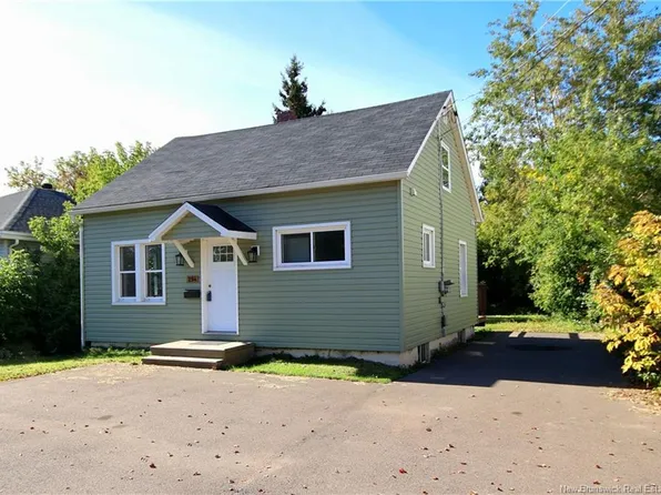 294 Mill Rd, Moncton, NB E1A 4B1