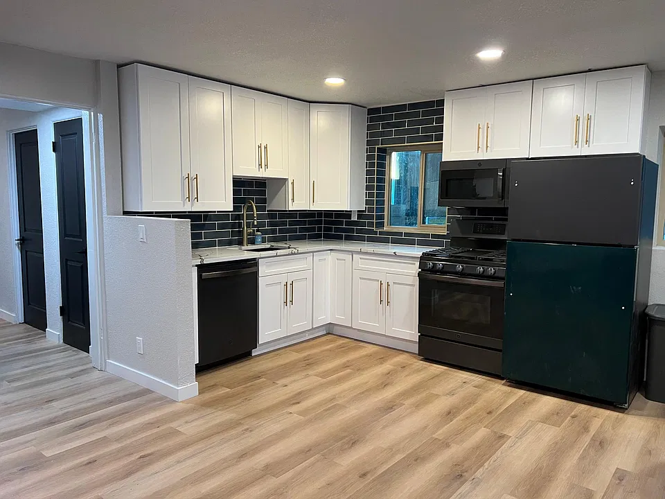 1 Osceola St #2