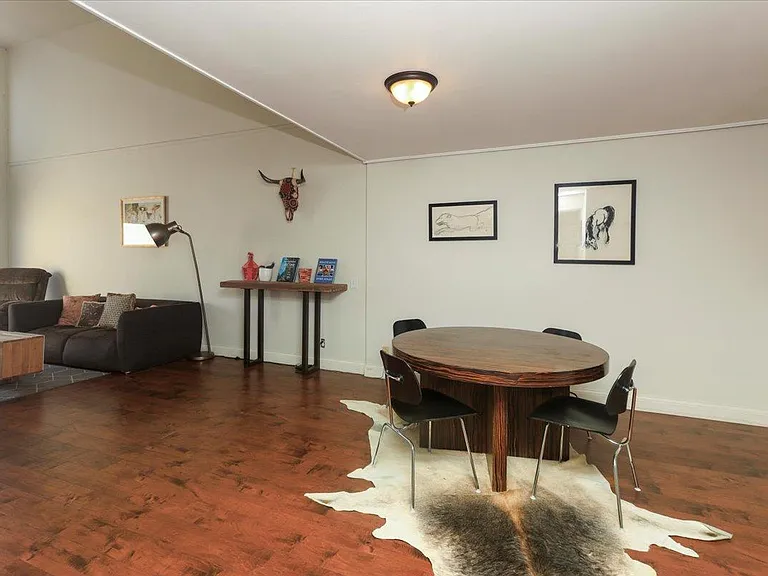 1815 Butler Ave #115 — Photo 9