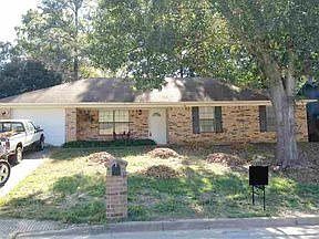 1st image of 1106 America Dr