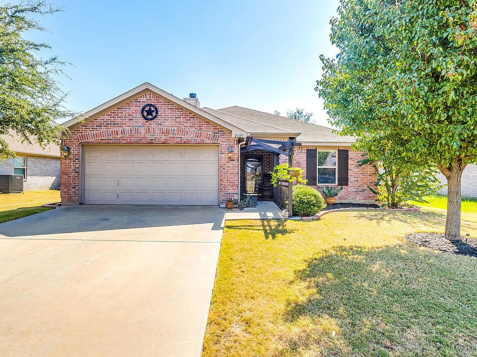 2605 Cherry Hills Ln Burleson-002-008-Cherry Hills Ln2-MLS_Size.jpg