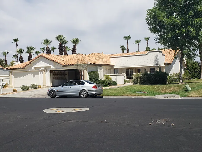 136 Desert Falls Dr E — Photo 3