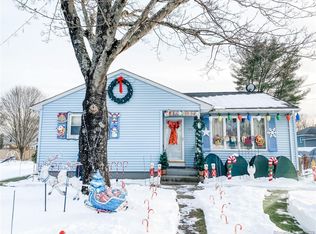 21 Bennett St, Plainfield, CT 06374