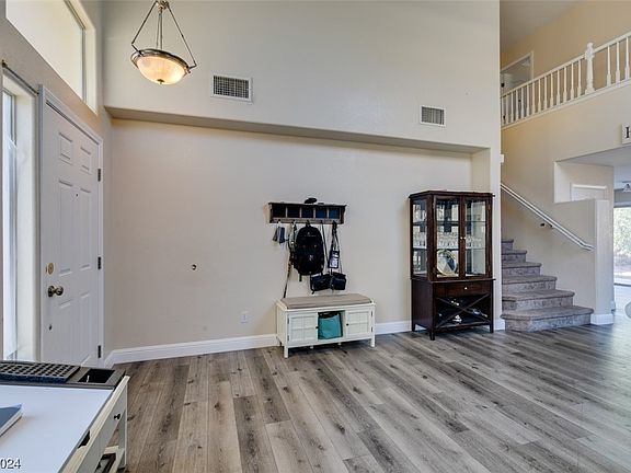 5th image of 6251 Tierra Cove St