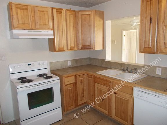 4th image of 1020 La Poblana Rd NW