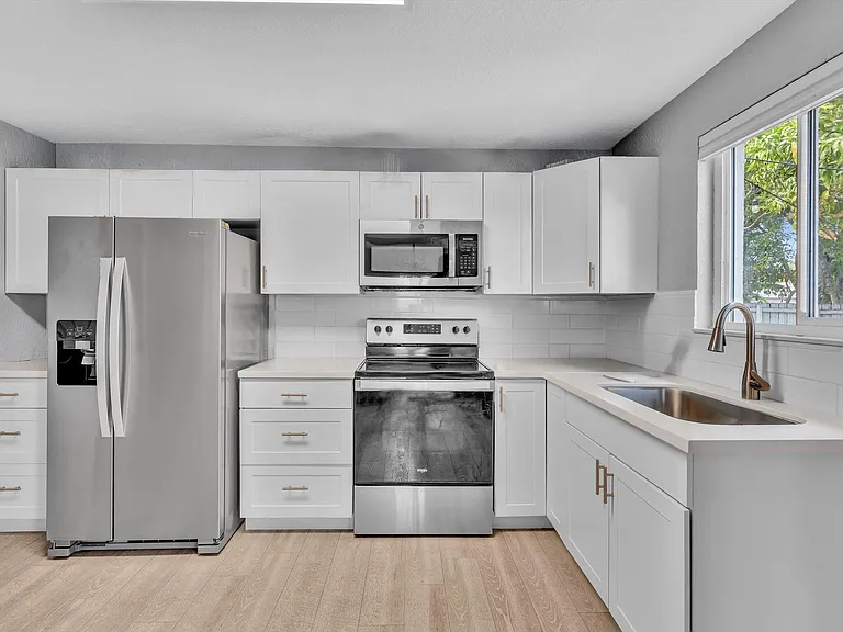 5365 N Andrews Ave — Photo 18