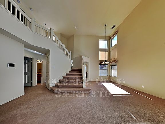 2nd image of 415 Turn Pike Dr