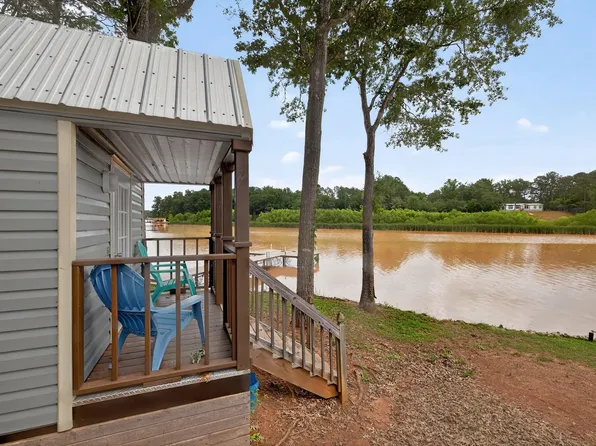 289 Burtom Rd, Eatonton, GA 31024