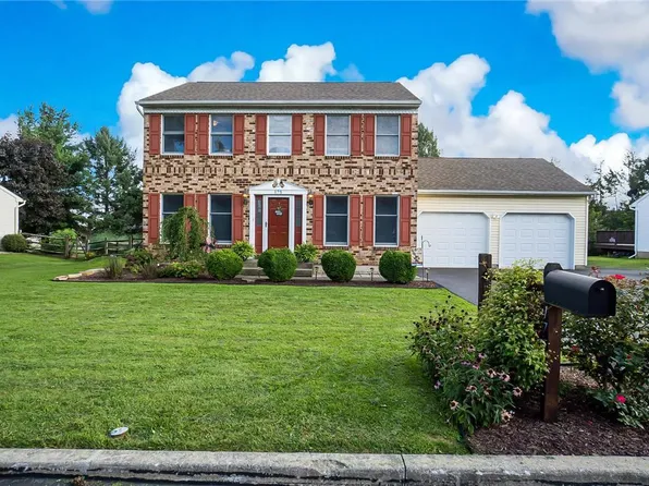 175 E Beil Ave, Nazareth, PA 18064